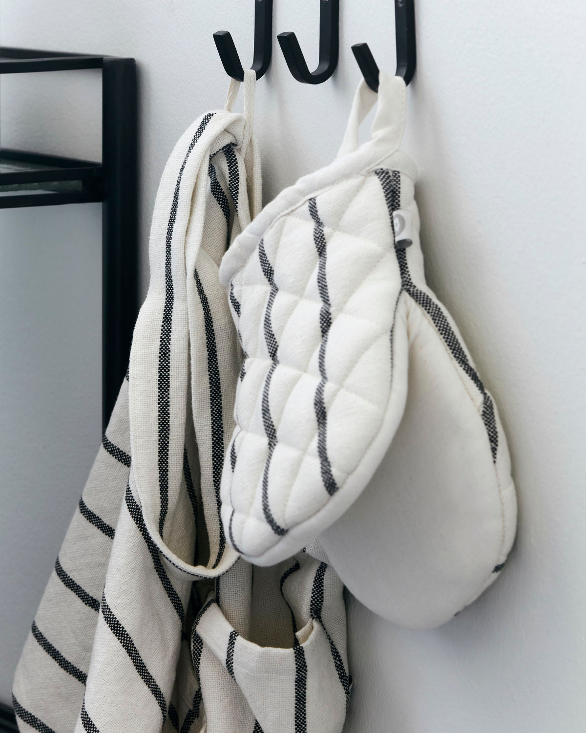 Oven Glove by House Doctor - Generosa Home & Living