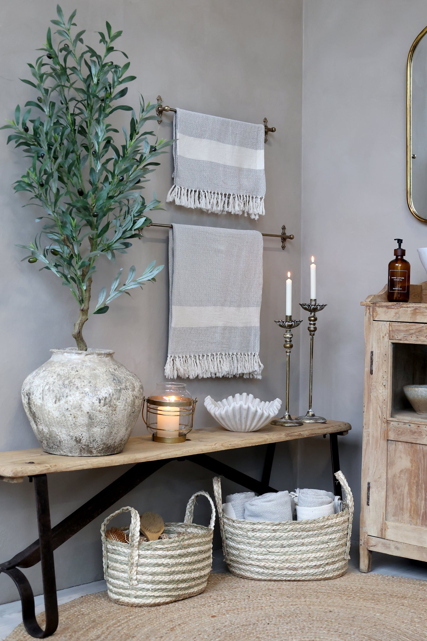 Brass Finish Rack L60cm - Generosa Home & Living