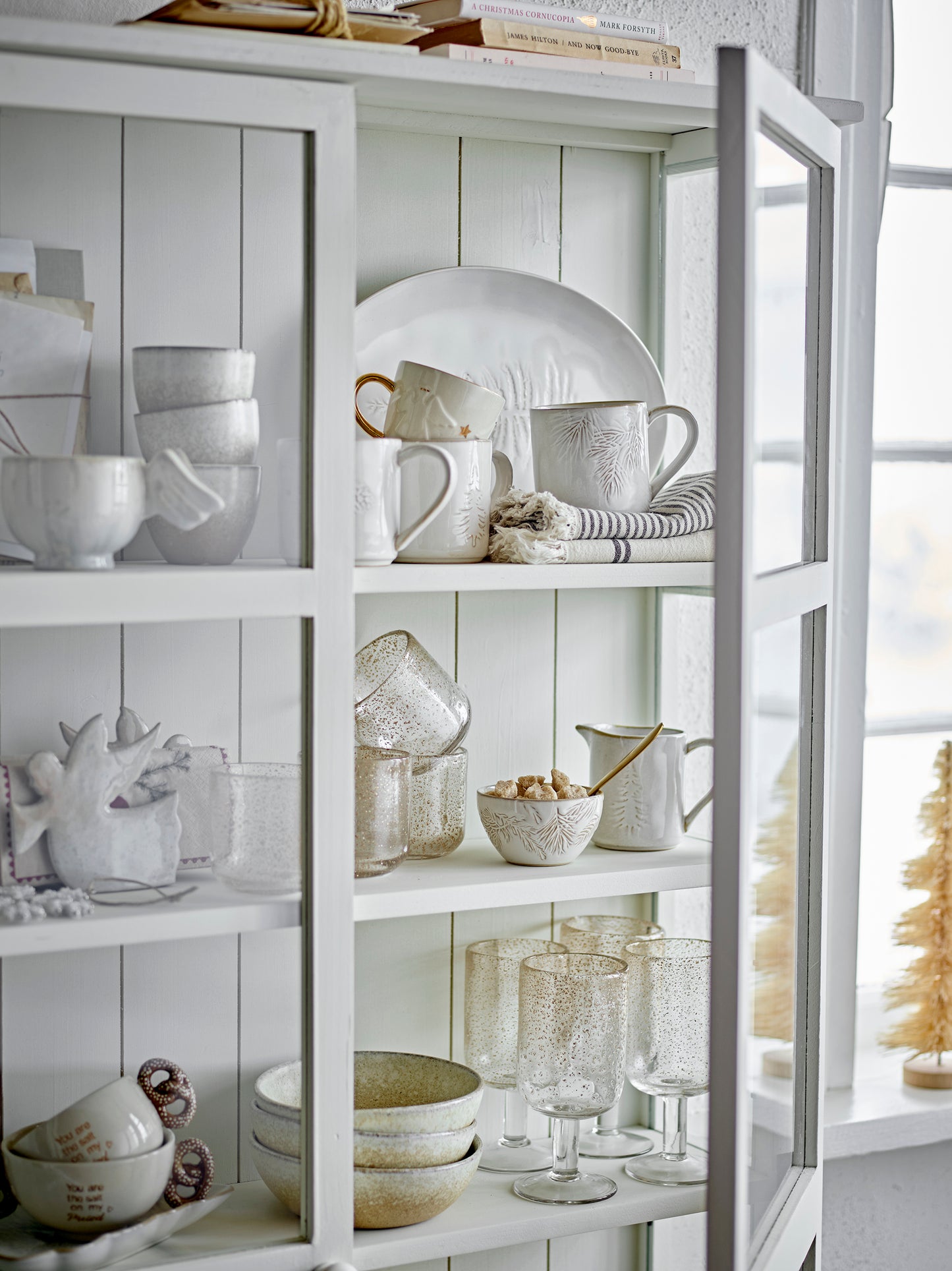 Winter Jug - Generosa Home & Living