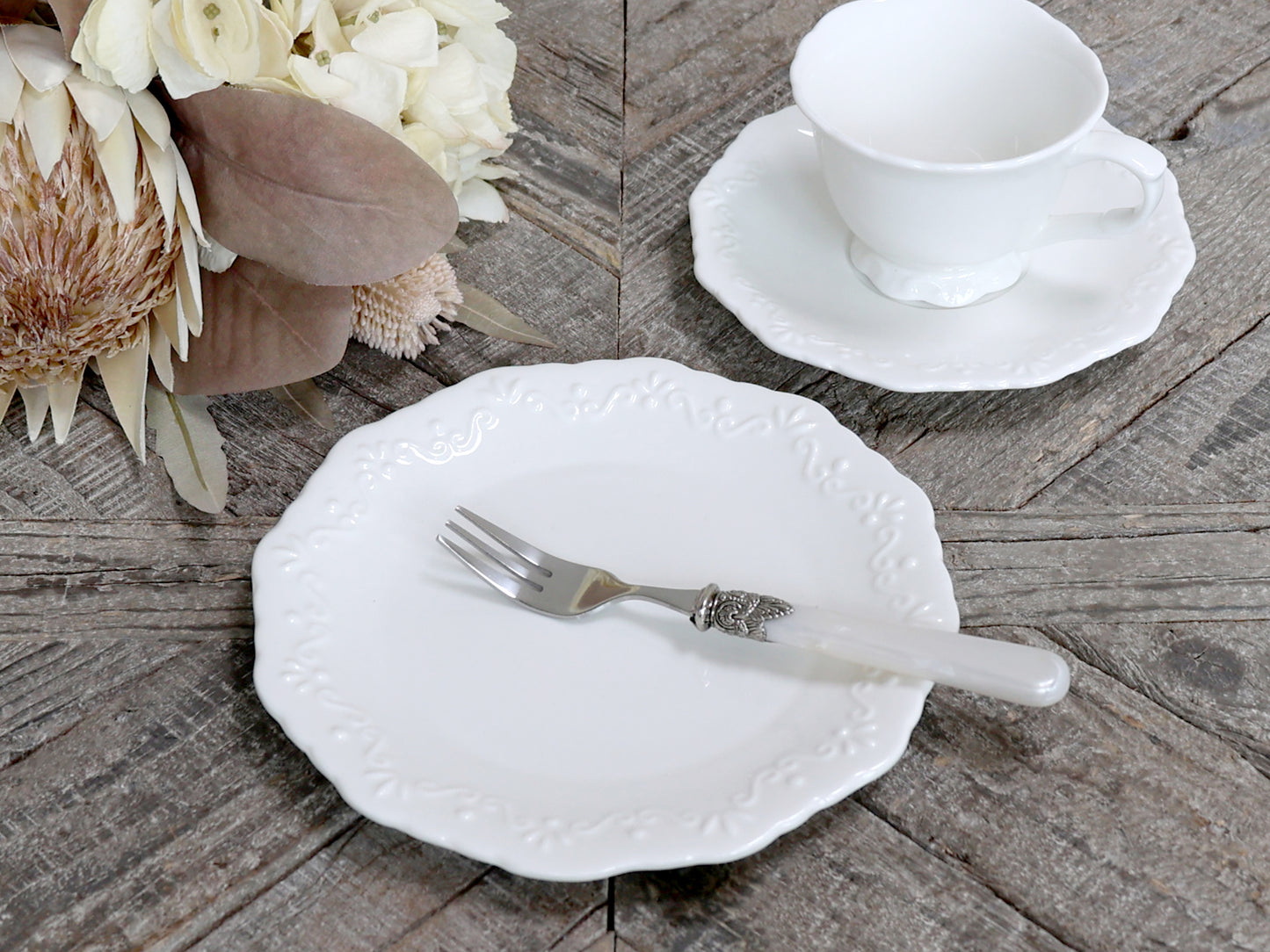 Provence Cake Plate freeshipping - Generosa