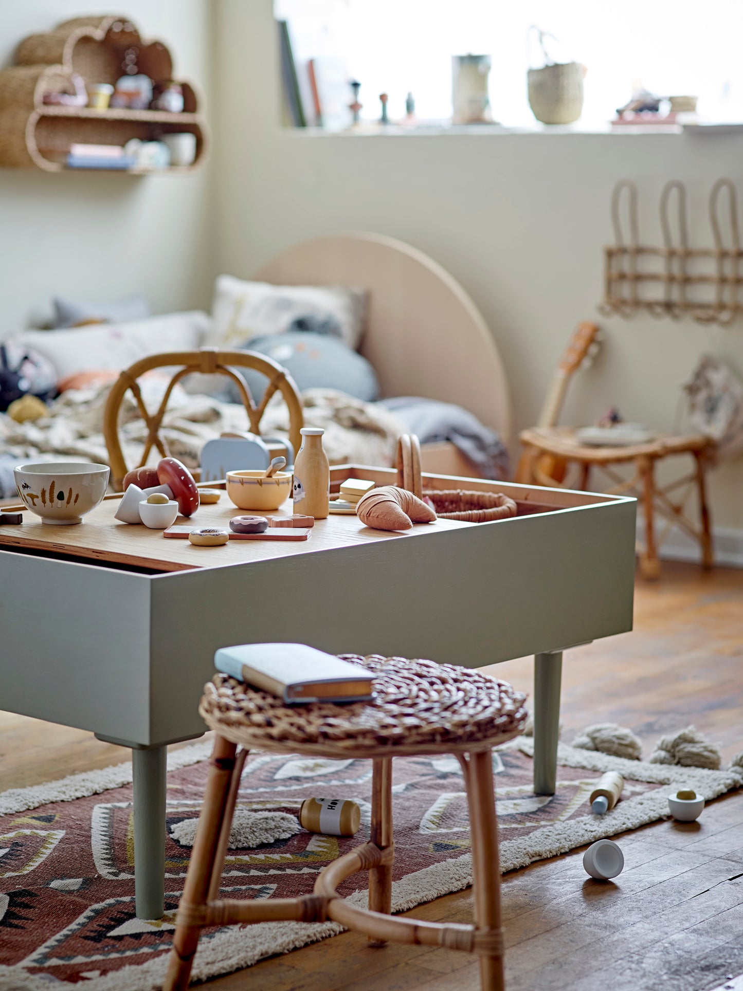 Stool/Footrest- Alberta freeshipping - Generosa