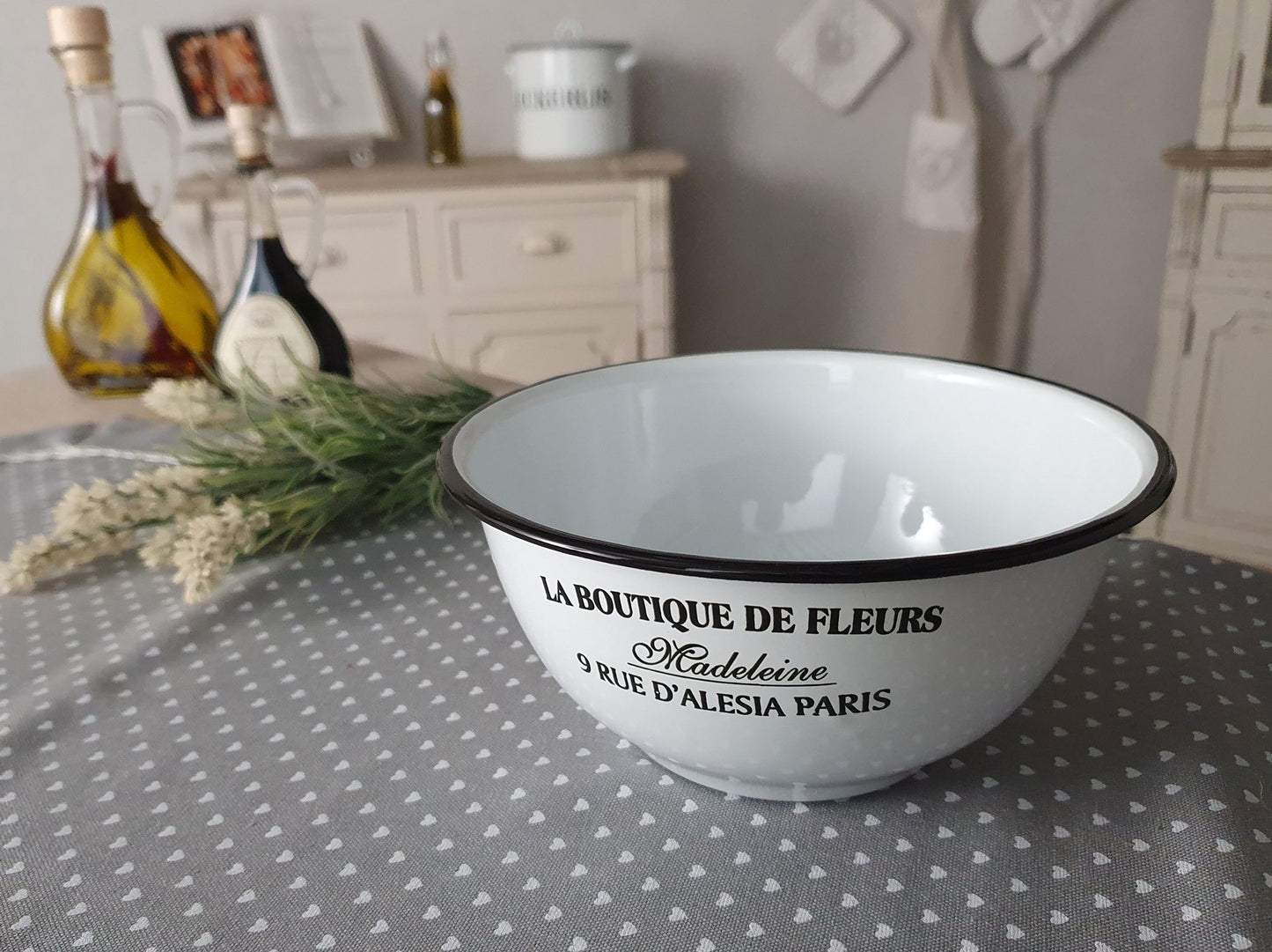 Enamel Bowl with French Motif freeshipping - Generosa