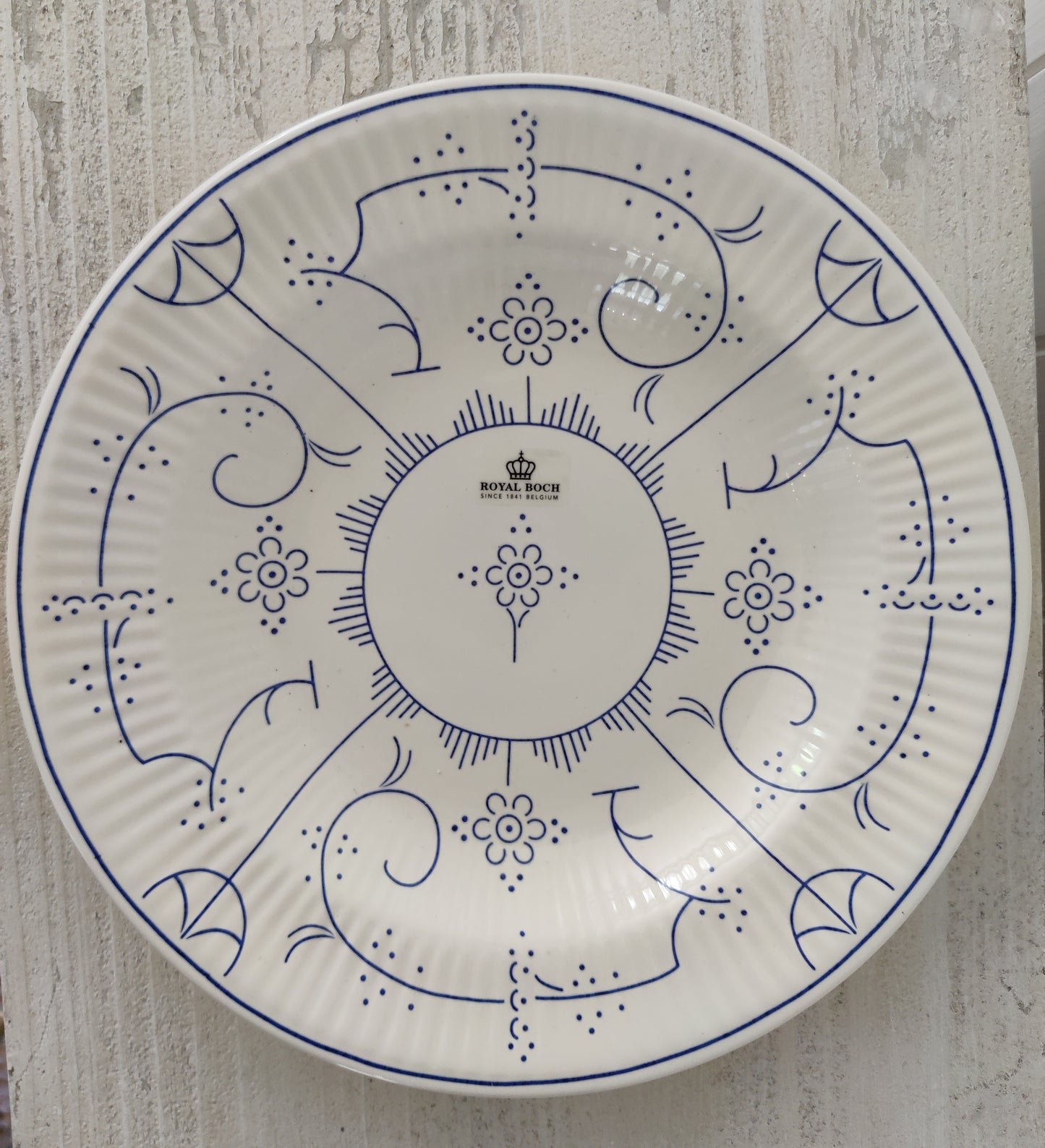 Royal Boch-Deep Plate freeshipping - Generosa