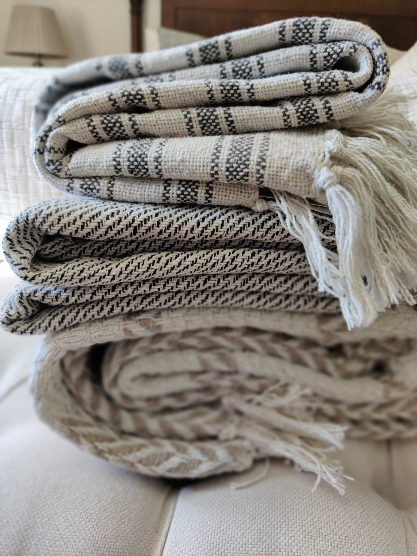 Throw with Pattern-Grain sack stripe freeshipping - Generosa