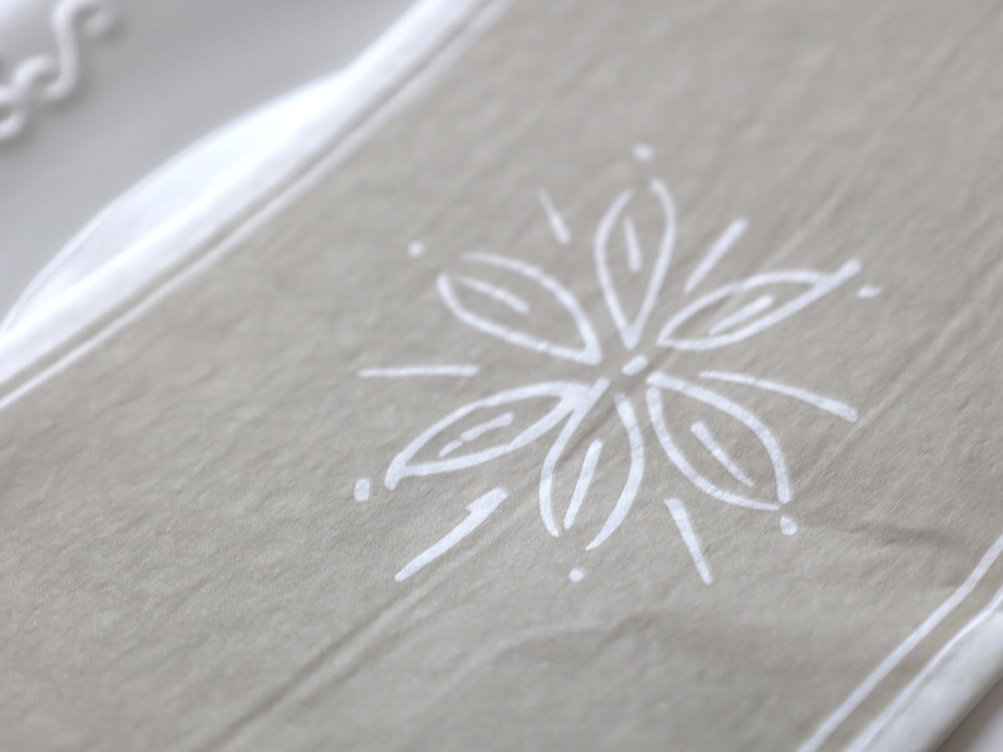 Napkin with Flower-Latte freeshipping - Generosa
