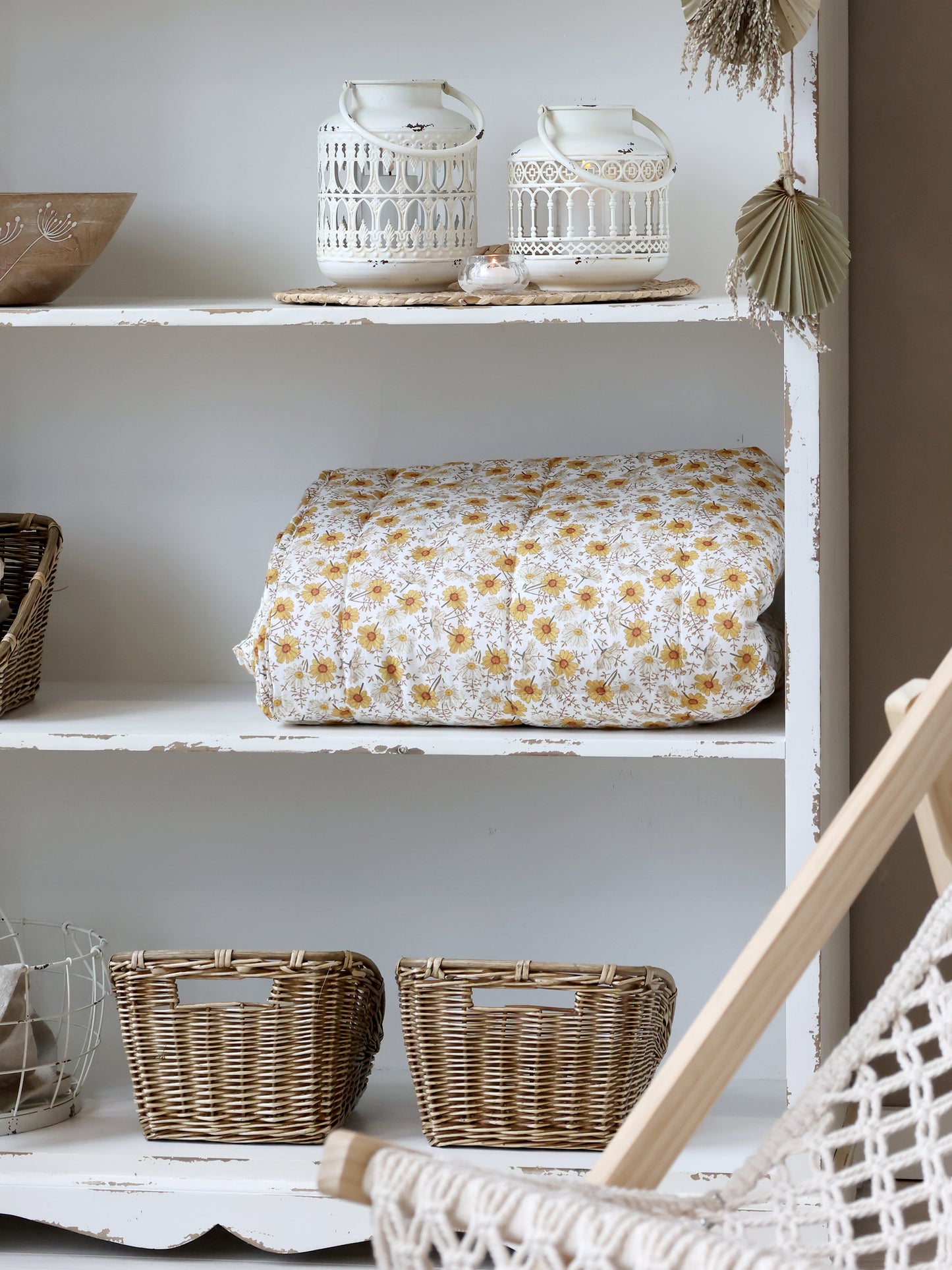 Quilt with daisies