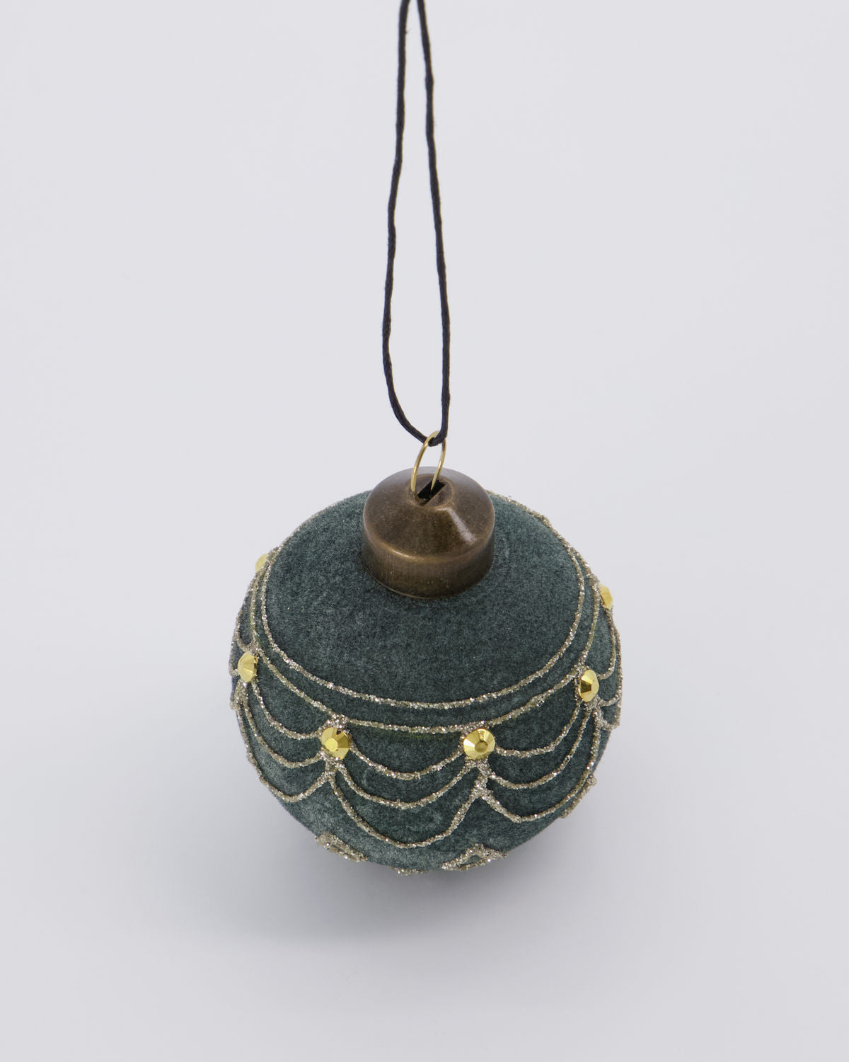 Christmas Bauble-Green Velvet 5.5cm (only 3 left!) - Generosa Home & Living