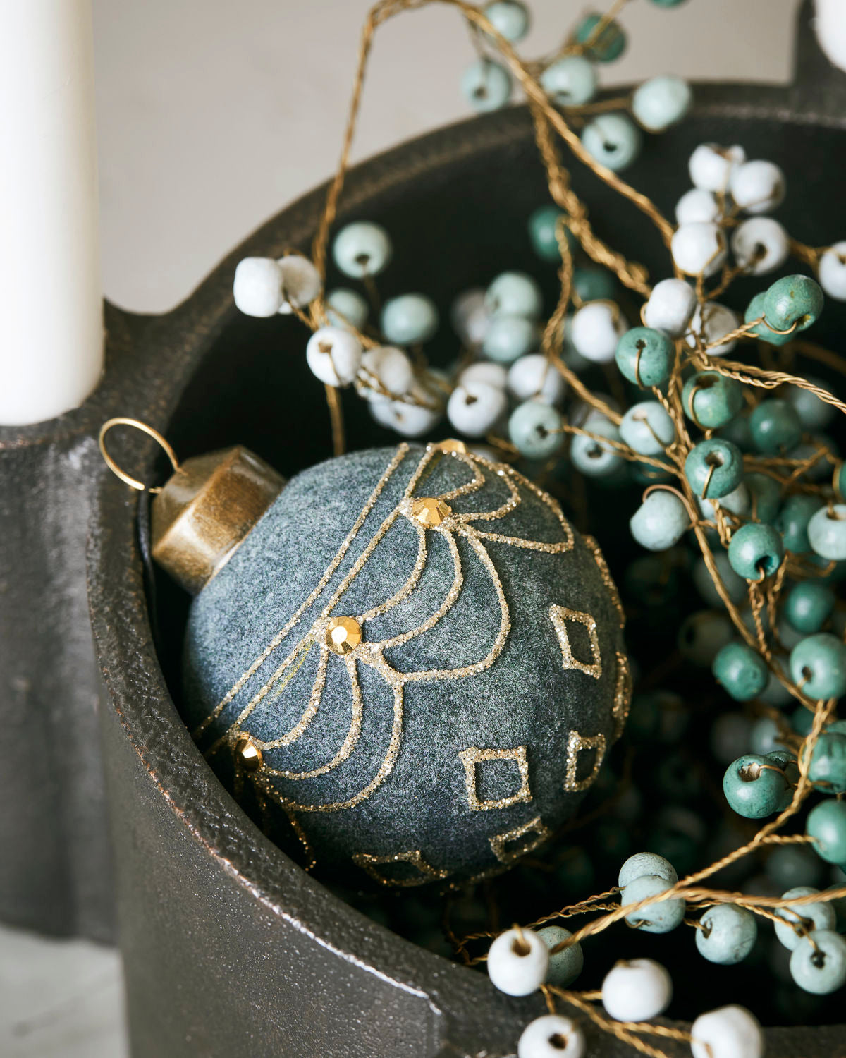 Christmas Bauble-Green Velvet 5.5cm (only 3 left!) - Generosa Home & Living