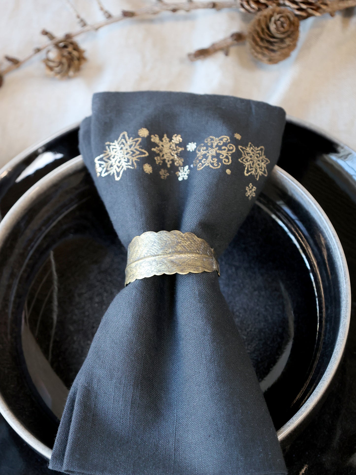 Napkin Ring with Leaf set of 4