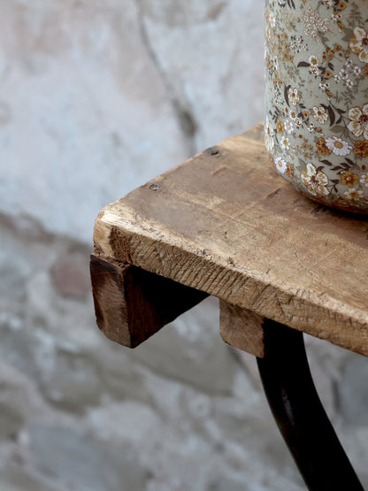 Grimaud School Table