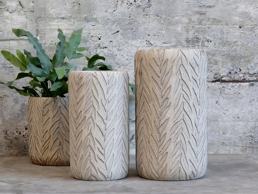Vase with Leaf pattern H22cm
