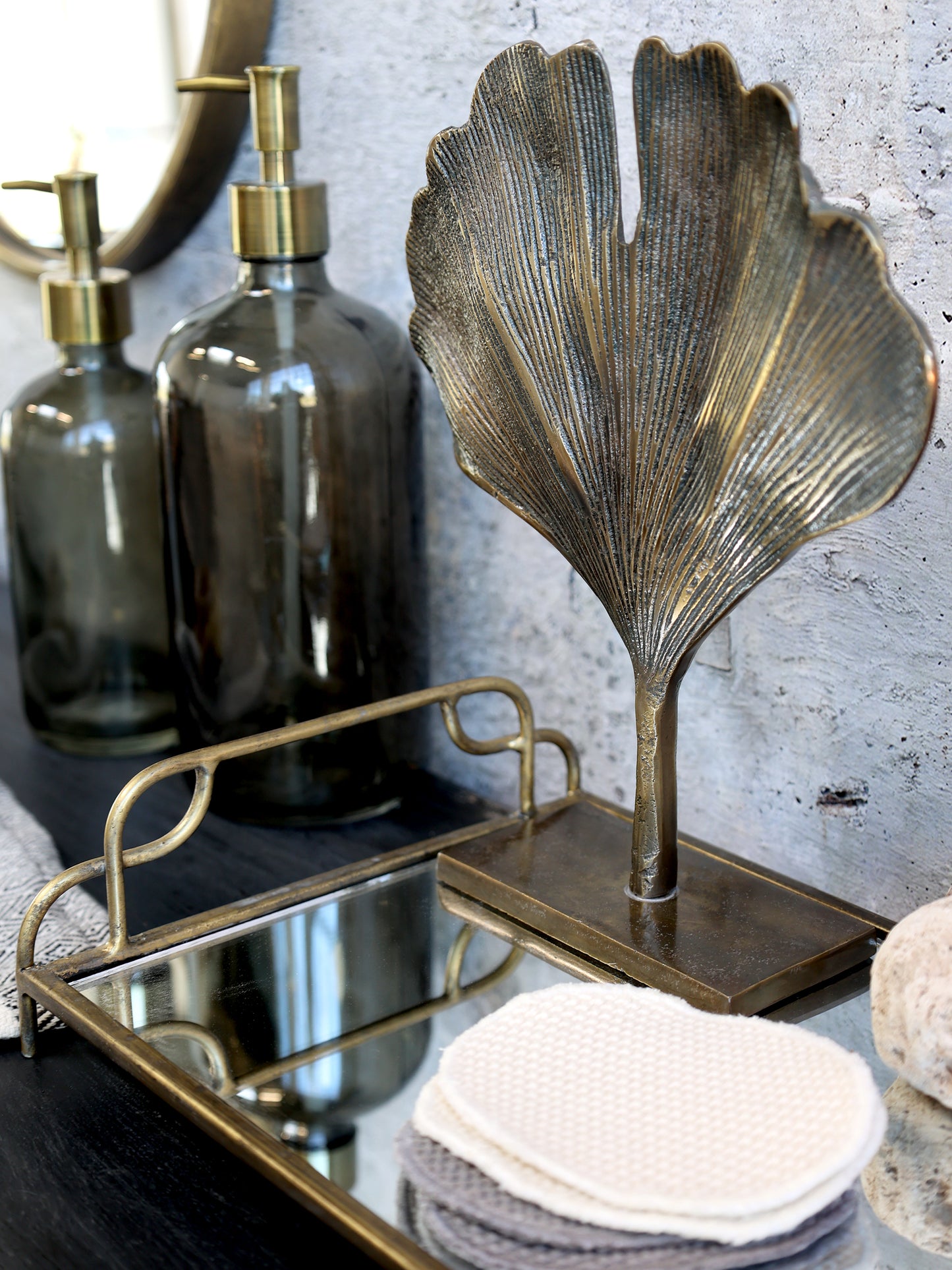 Mirrored Tray with handles L39.5 cm