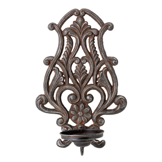 The Renee Candle Holder by Bloomingville, Creative Collection is a cool wall hanging candle holder made of iron in a grey patina colour.  The candle holder is a perfect home decoration accessory that adds a touch of elegance to your living space.  L21,5xH32,5xW13 cm