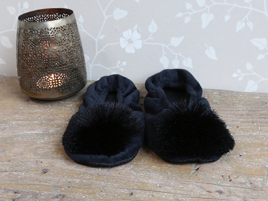 Slippers with Pompom- Black