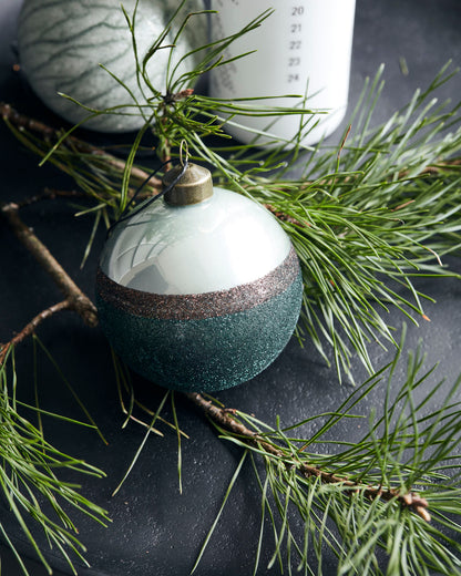 Green Stripe Ornament freeshipping - Generosa