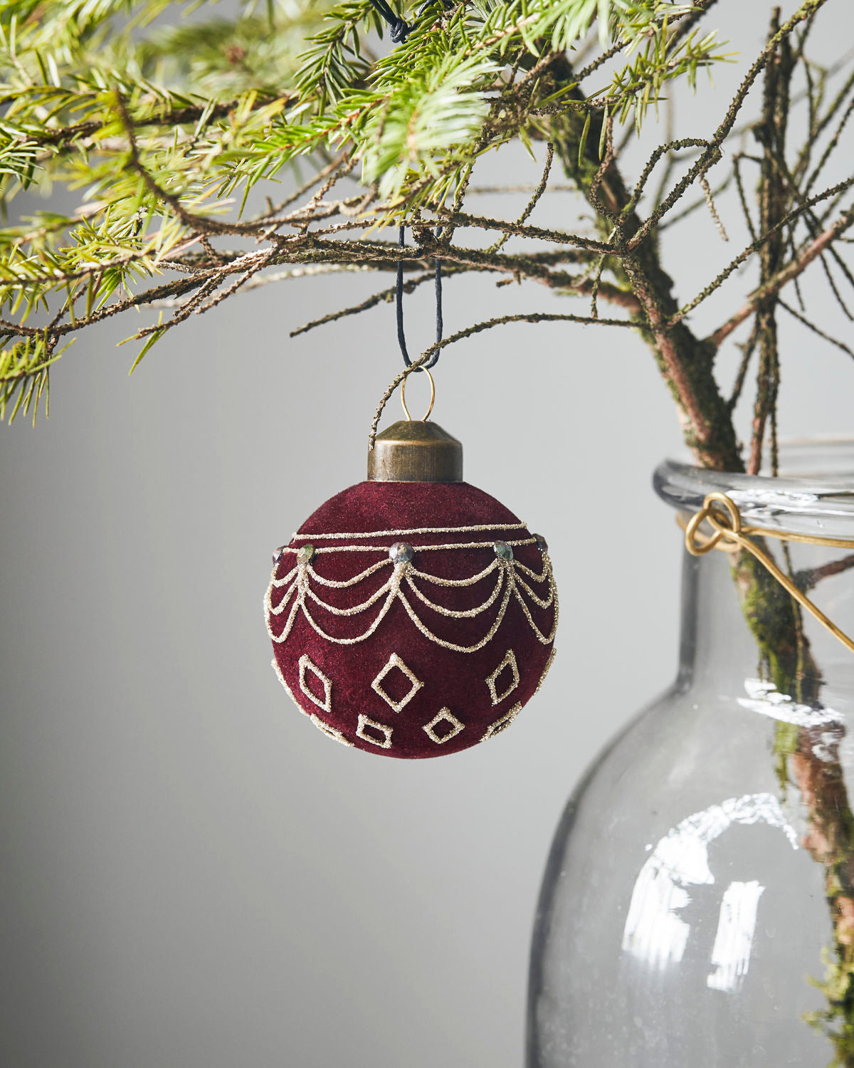 Christmas Bauble- Burgundy Velvet 5.5cm (only 3 left!) - Generosa Home & Living
