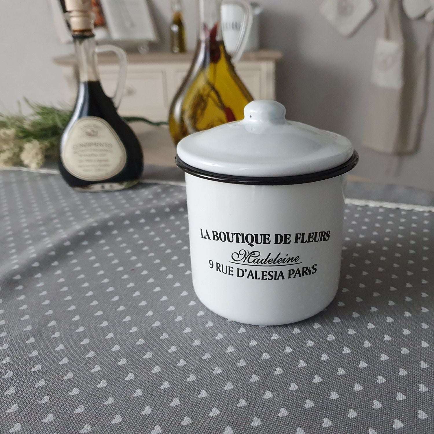 Enamel Container w/lid freeshipping - Generosa