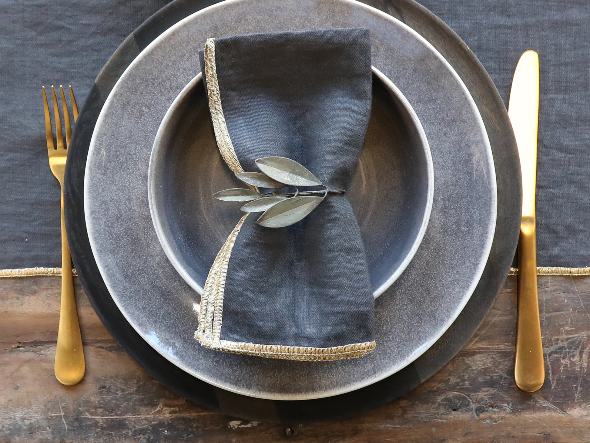 Napkin Ring with Leaves freeshipping - Generosa