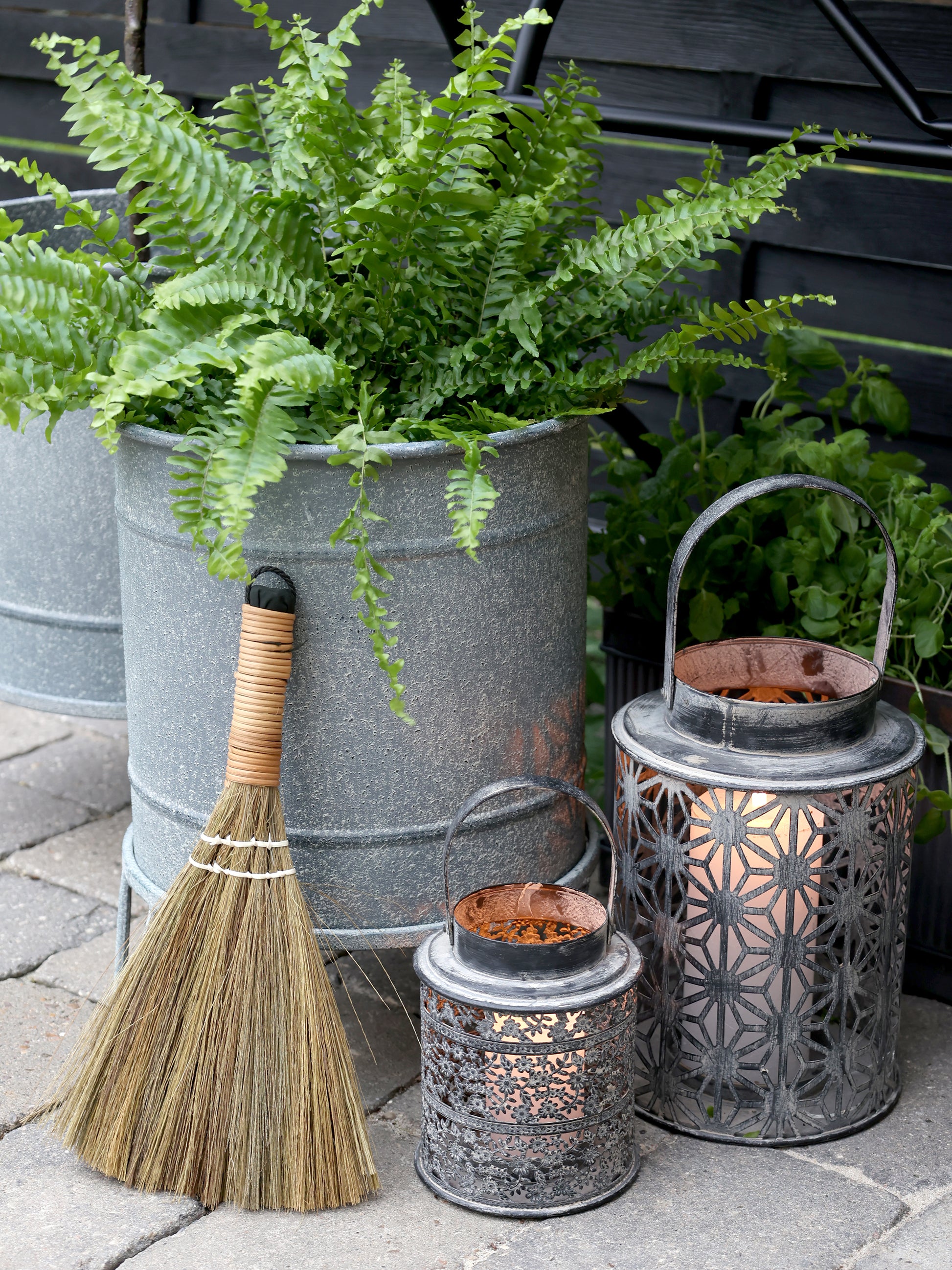 Natural Straw Broom freeshipping - Generosa