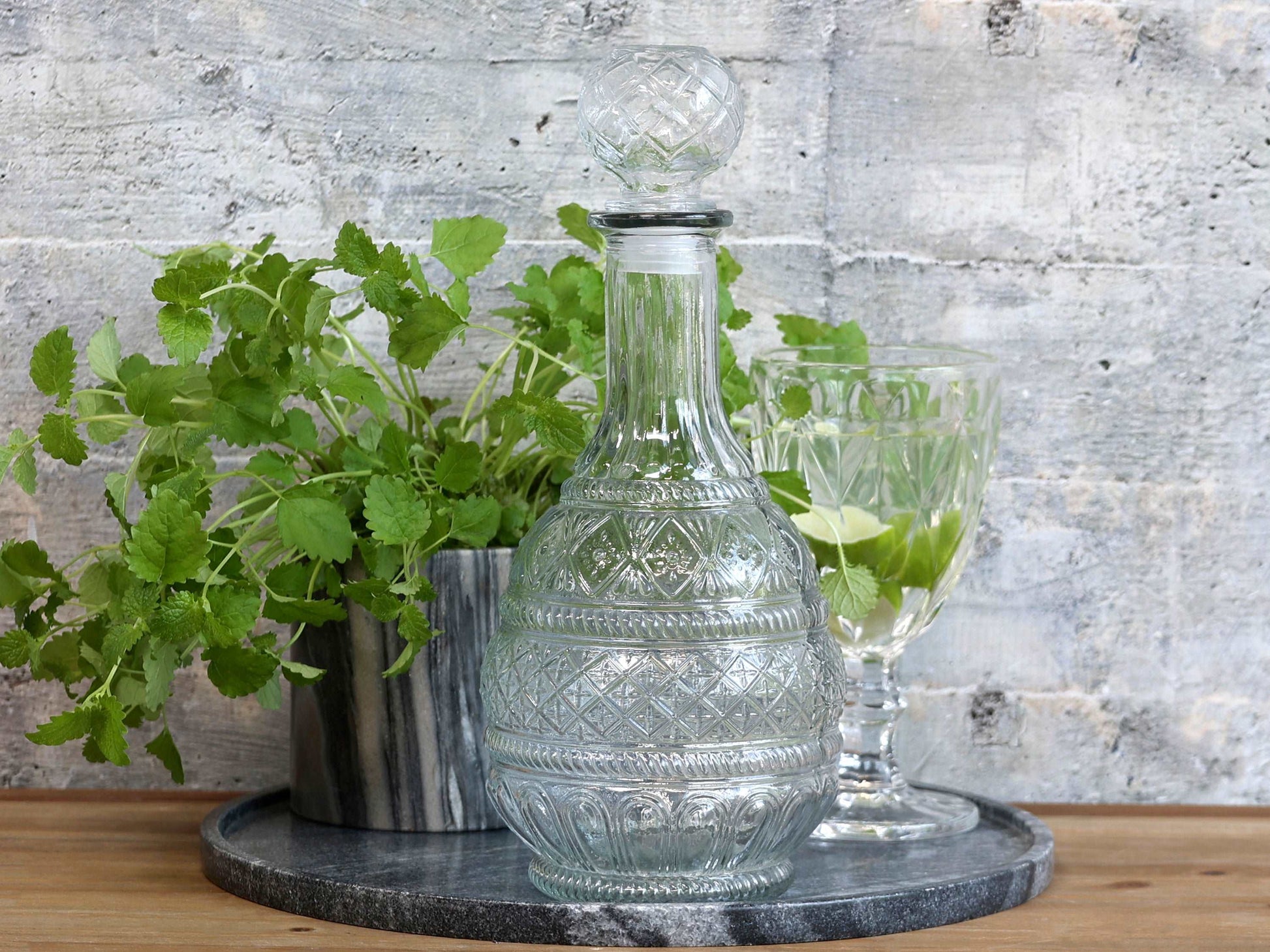 Decanter with Pattern 28cm