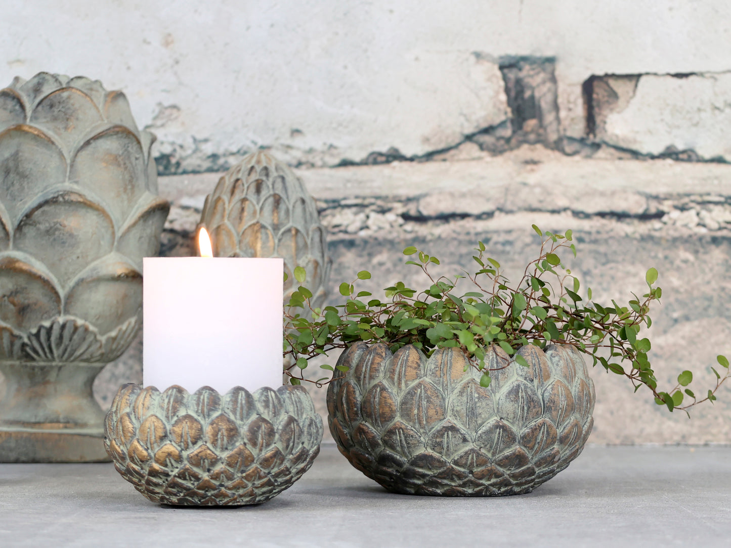 Noyon Candleholder