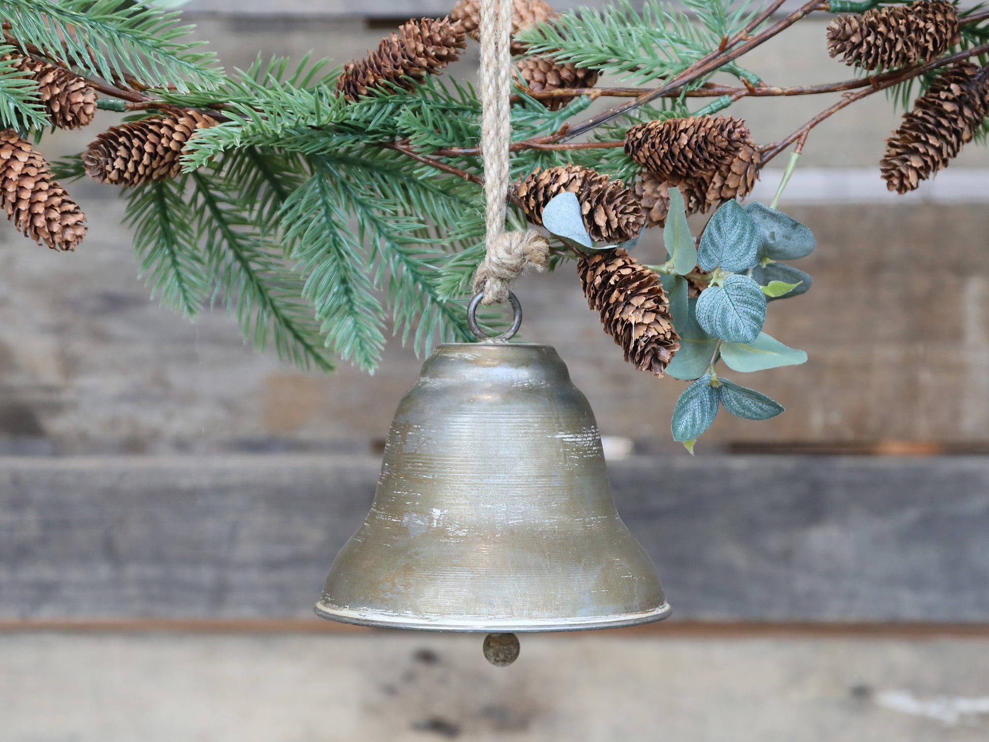 Bell Ornament 14cm freeshipping - Generosa