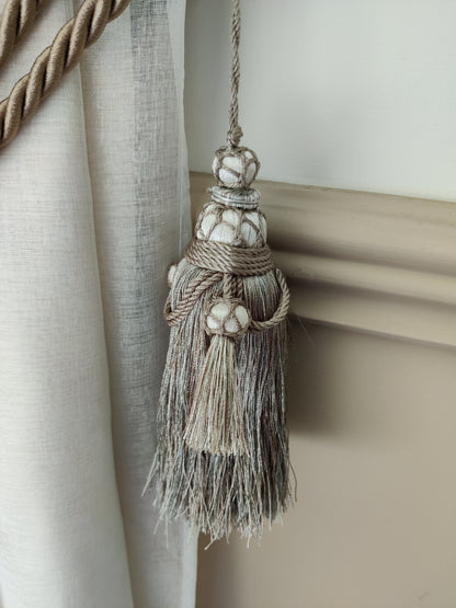 Tassel 24cm Green Mix freeshipping - Generosa