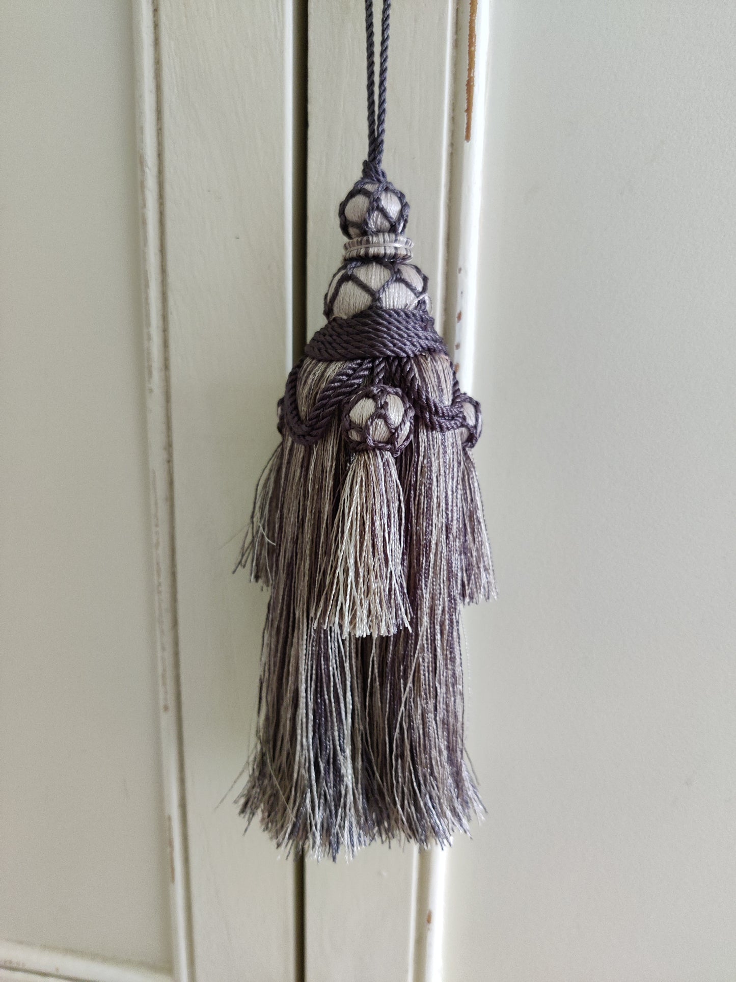 Tassel 24cm Grey Mix freeshipping - Generosa