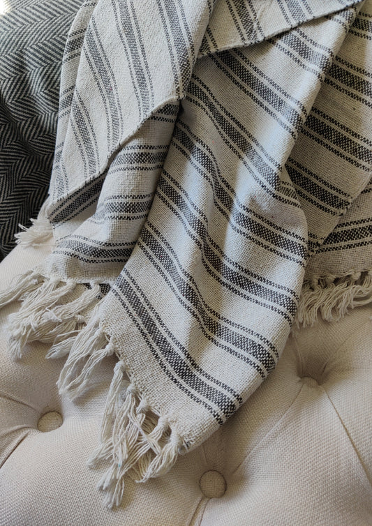 Throw with Pattern-Grain sack stripe freeshipping - Generosa