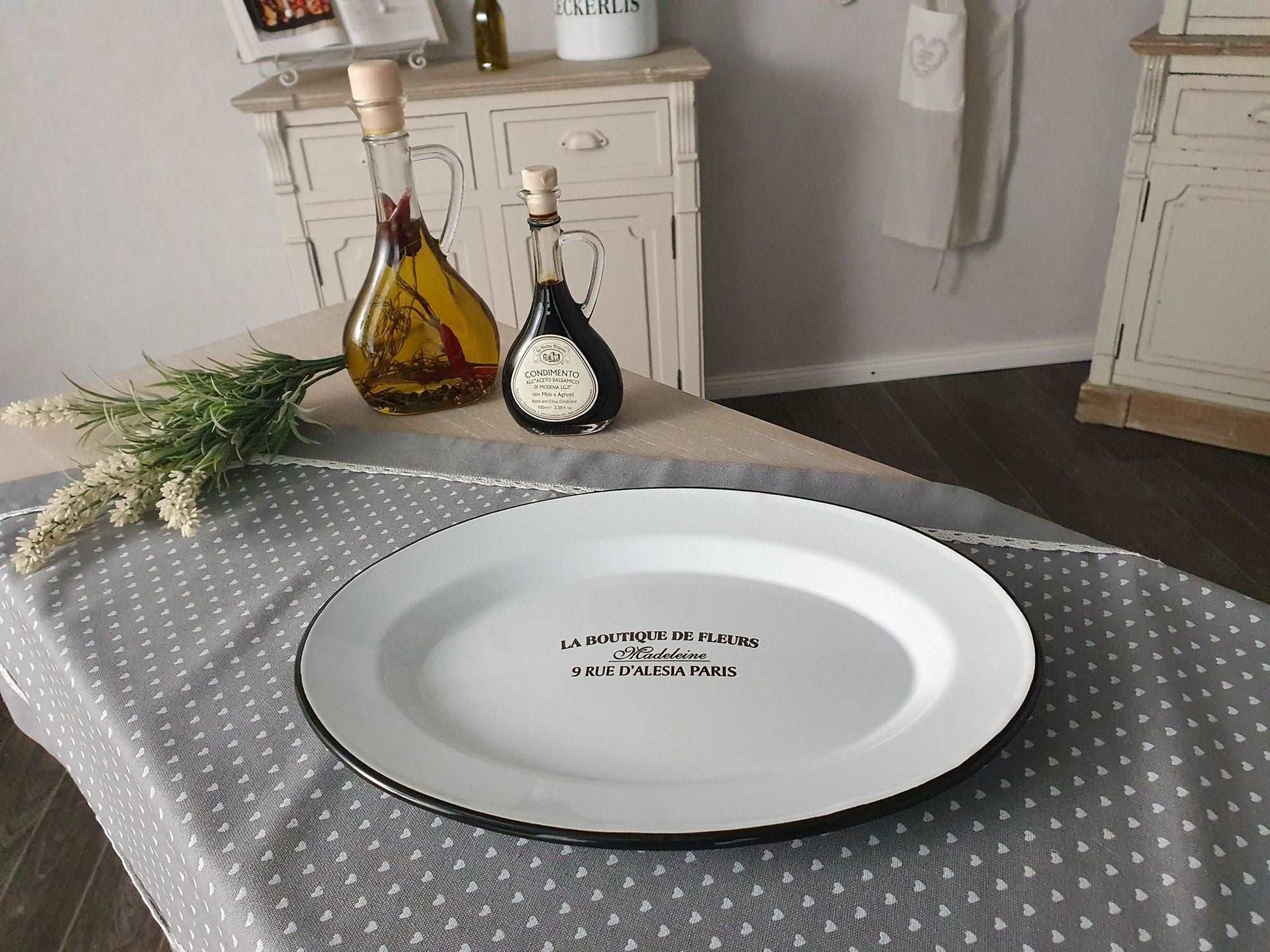 Enamel Serving Platter freeshipping - Generosa