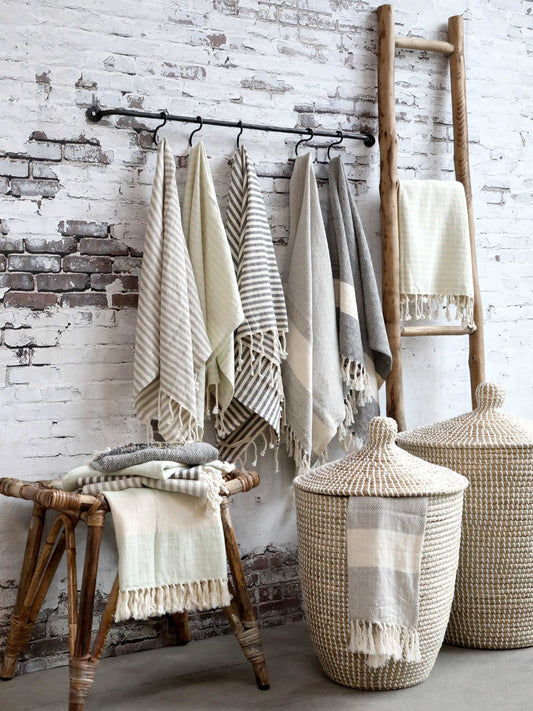 Éternel Hammam Throw / Towel Grey Stripes freeshipping - Generosa